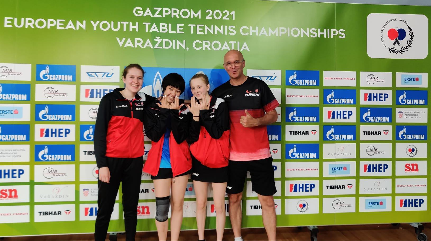 Ludivine Maurer, Cynthia Lilly, Nina Tullii et Yannick Charmot