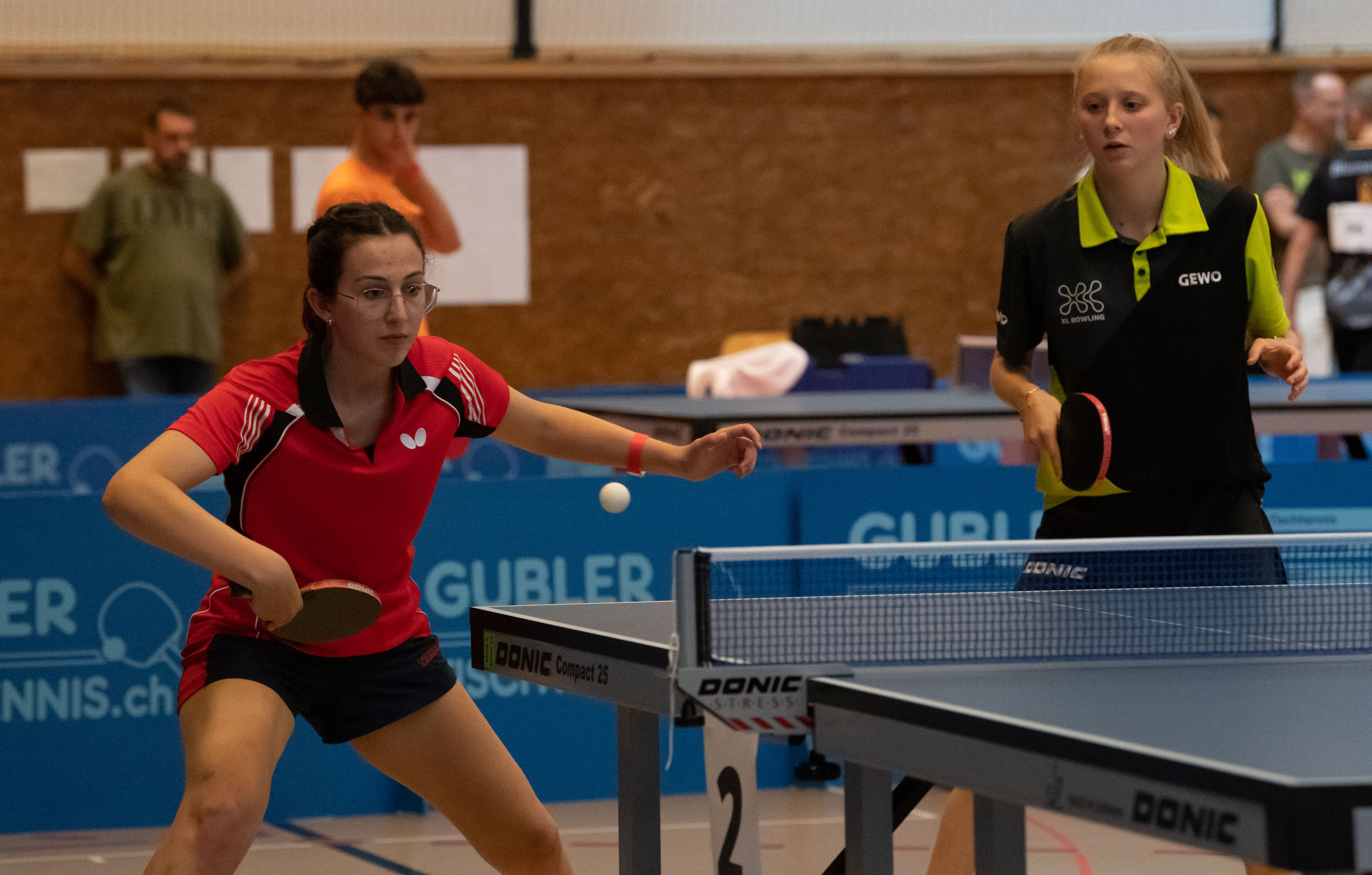 Mädchen Doppel U18 / Double Garçons U18: Mara Aebersold + Nina Tullii